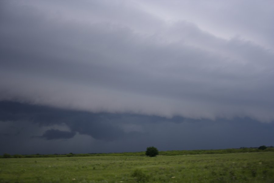 shelfcloud shelf_cloud : near Vashti, Texas, USA   8 May 2007