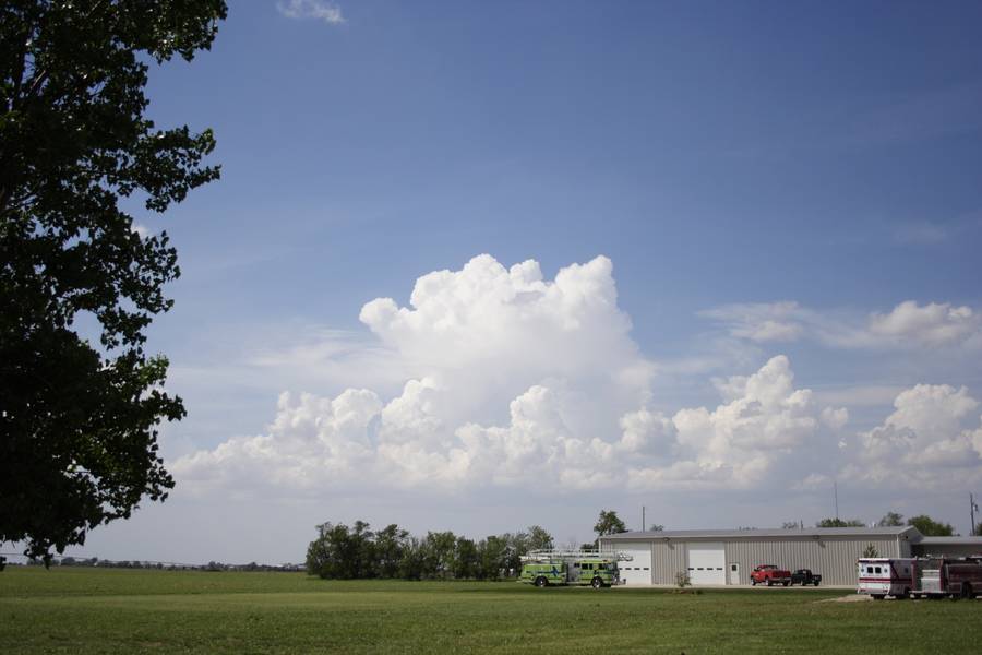 cumulus congestus : York, Nebraska, USA   14 May 2007