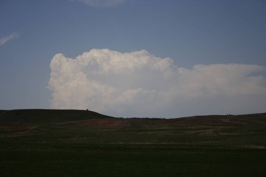 thunderstorm cumulonimbus_incus : Sundance, Wyoming, USA   18 May 2007