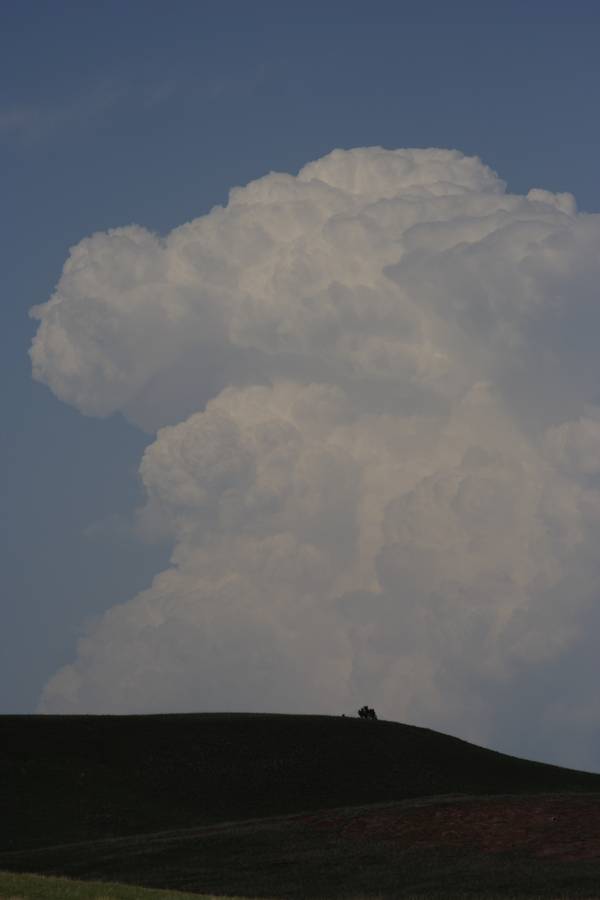 updraft thunderstorm_updrafts : Sundance, Wyoming, USA   18 May 2007