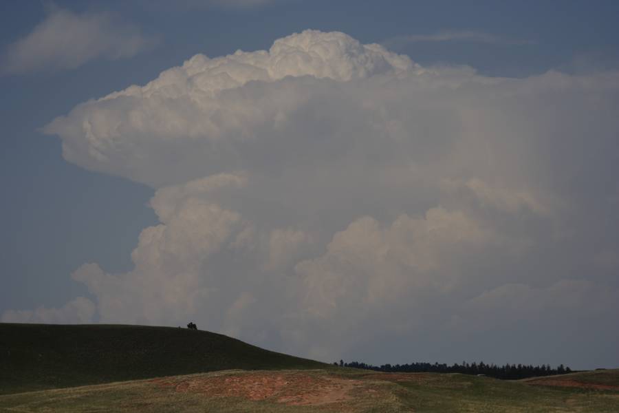 thunderstorm cumulonimbus_incus : Sundance, Wyoming, USA   18 May 2007