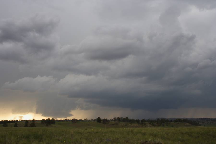 wallcloud thunderstorm_wall_cloud : S of Roundup, Montana, USA   19 May 2007