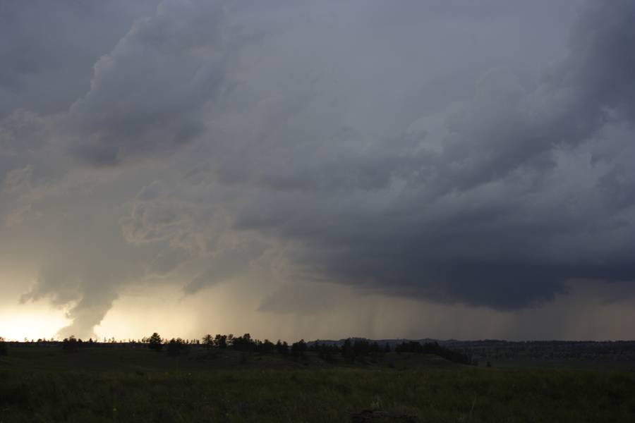 wallcloud thunderstorm_wall_cloud : S of Roundup, Montana, USA   19 May 2007