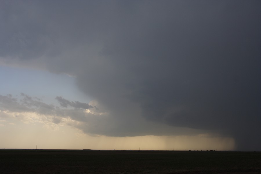 raincascade precipitation_cascade : W of WaKeeney, Kansas, USA   22 May 2007