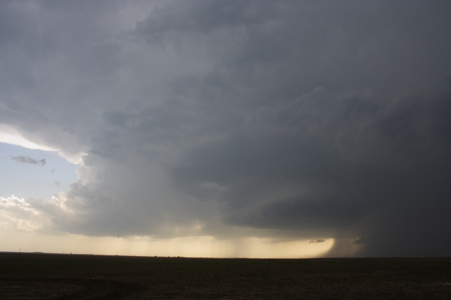 cumulonimbus thunderstorm_base : W of WaKeeney, Kansas, USA   22 May 2007