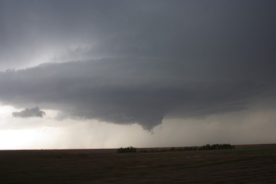 cumulonimbus supercell_thunderstorm : near St Peters, Kansas, USA   22 May 2007