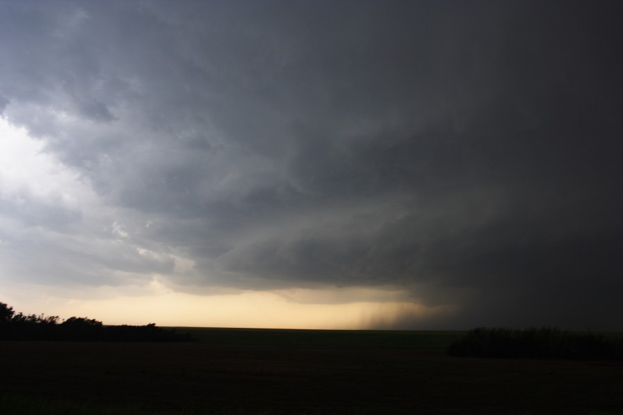 raincascade precipitation_cascade : E of St Peters, Kansas, USA   22 May 2007