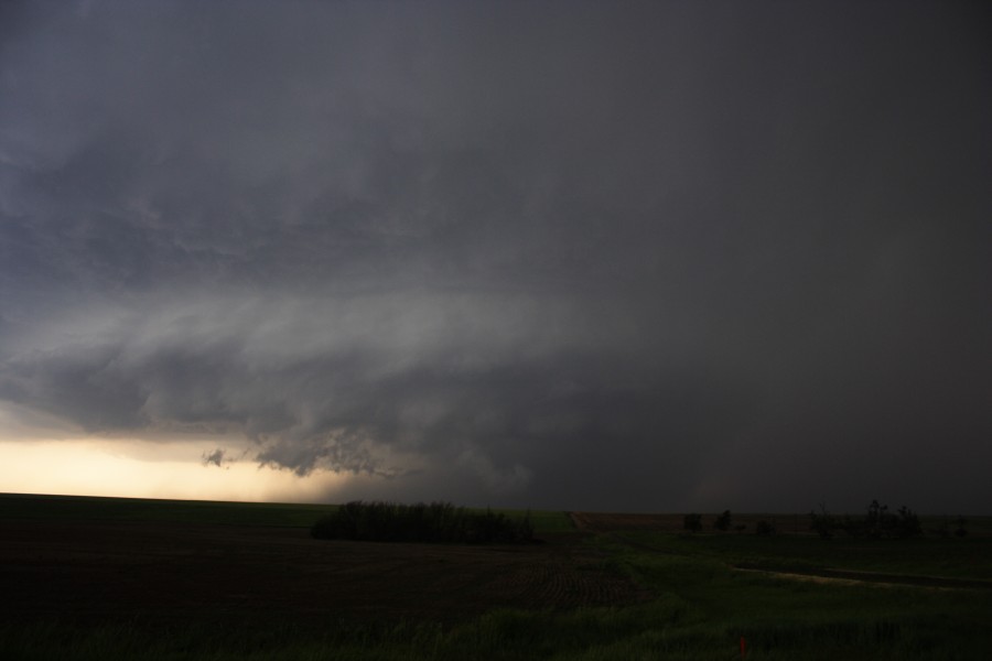 raincascade precipitation_cascade : E of St Peters, Kansas, USA   22 May 2007