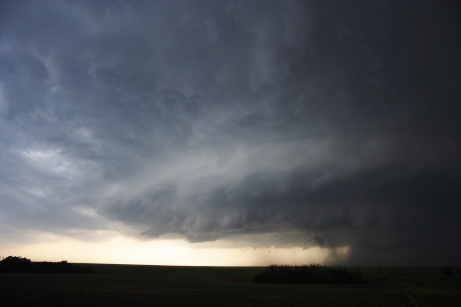 raincascade precipitation_cascade : E of St Peters, Kansas, USA   22 May 2007