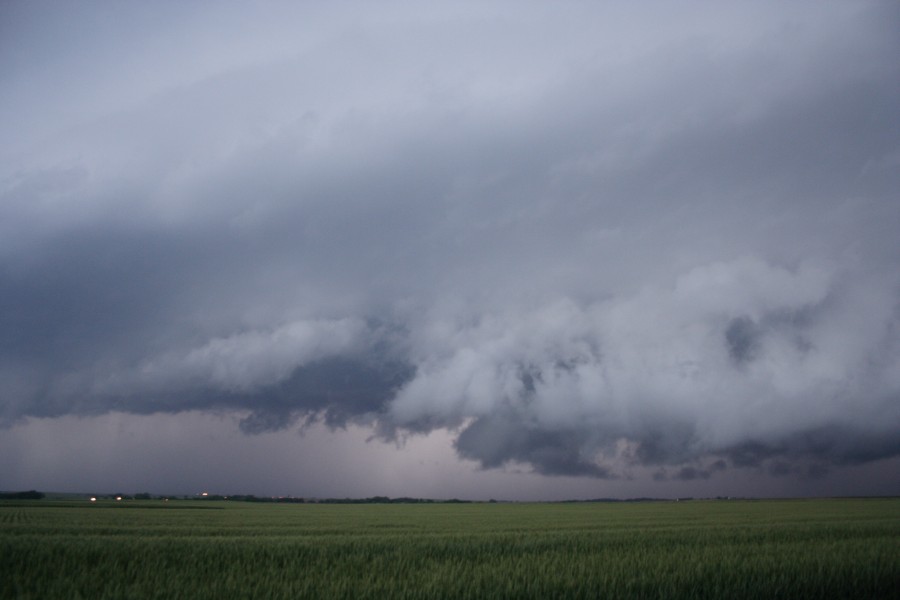 cumulonimbus thunderstorm_base : N of Ogallah, Kansas, USA   22 May 2007