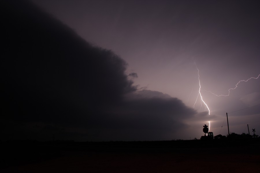 shelfcloud shelf_cloud : W of Russell, Kansas, USA   22 May 2007