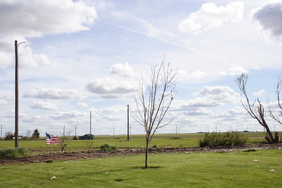 cumulus humilis : near Greensburg, Kansas, USA   24 May 2007