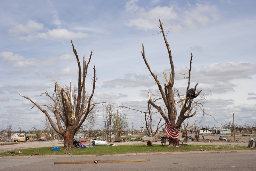 disasters storm_damage : Greensburg, Kansas, USA   25 May 2007