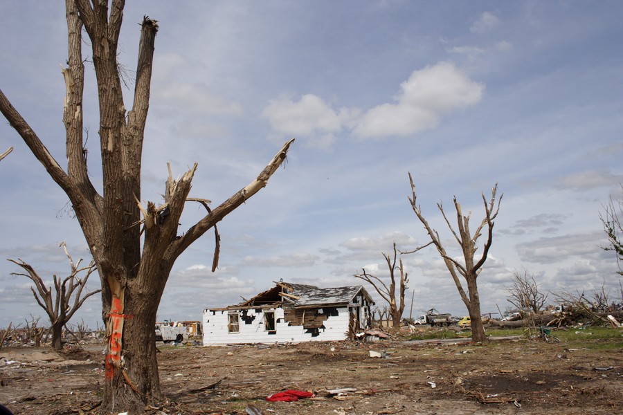 disasters storm_damage : Greensburg, Kansas, USA   25 May 2007