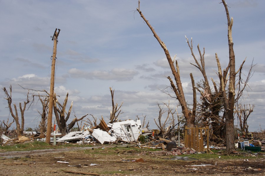 disasters storm_damage : Greensburg, Kansas, USA   25 May 2007