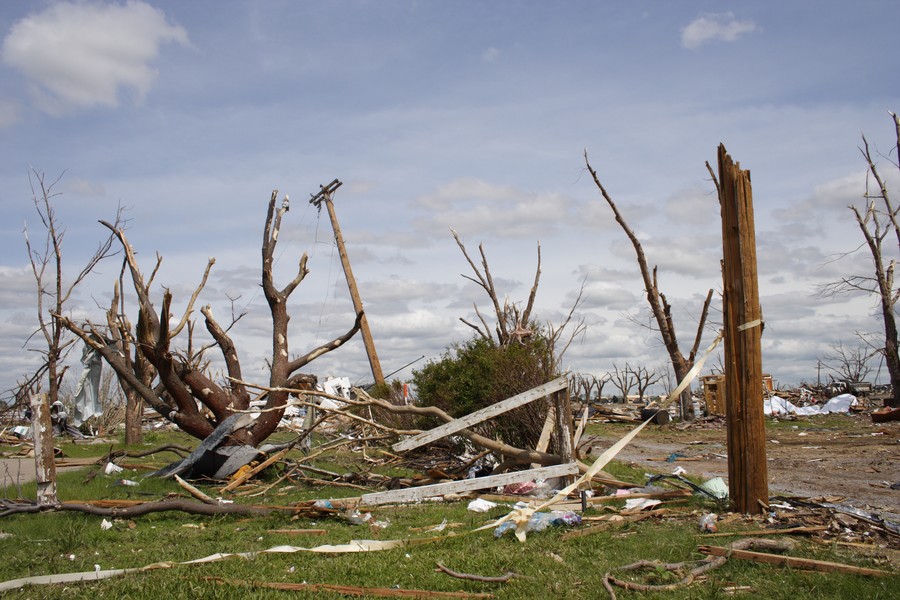 disasters storm_damage : Greensburg, Kansas, USA   25 May 2007