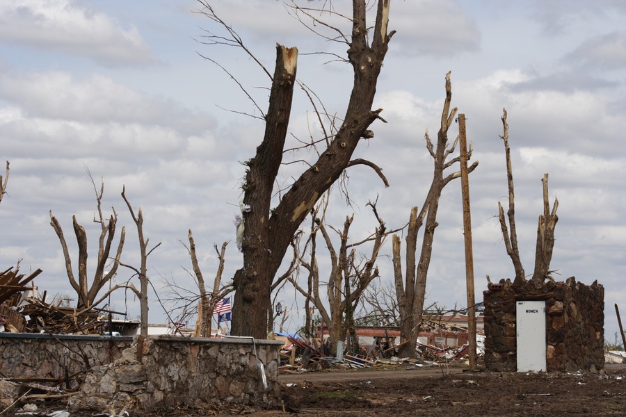 disasters storm_damage : Greensburg, Kansas, USA   25 May 2007