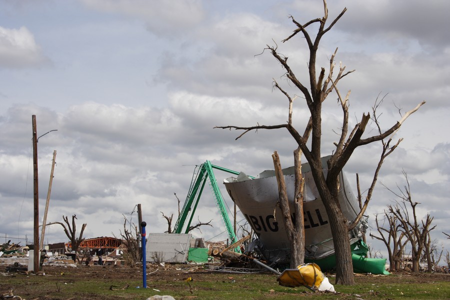 disasters storm_damage : Greensburg, Kansas, USA   25 May 2007