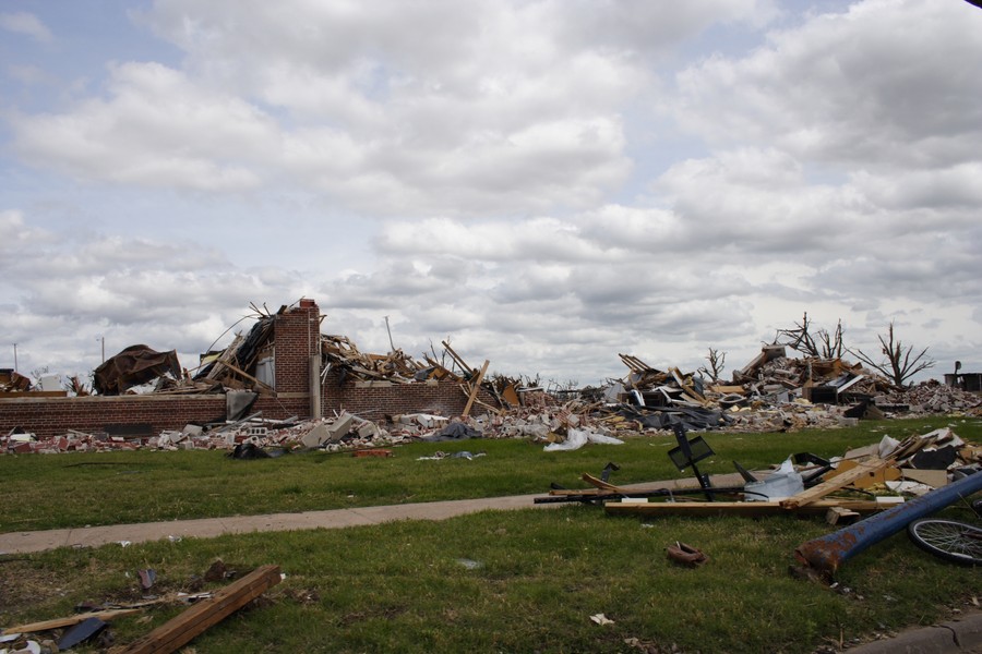 disasters storm_damage : Greensburg, Kansas, USA   25 May 2007