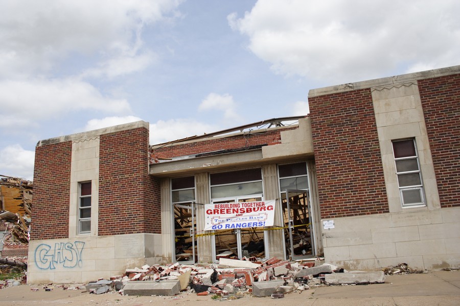 disasters storm_damage : Greensburg, Kansas, USA   25 May 2007