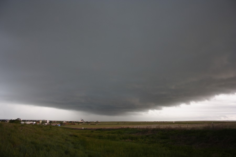 shelfcloud shelf_cloud : E of Limon, Colorado, USA   29 May 2007