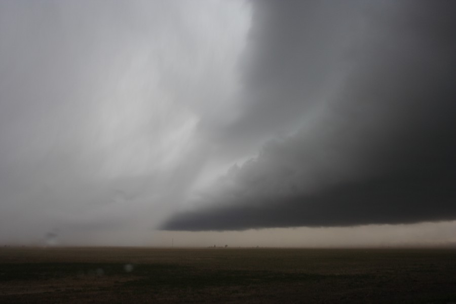 cumulonimbus thunderstorm_base : Arriba, Colorado, USA   29 May 2007