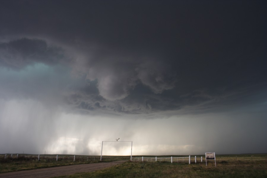 cumulonimbus thunderstorm_base : ESE of Campo, Colorado, USA   31 May 2007