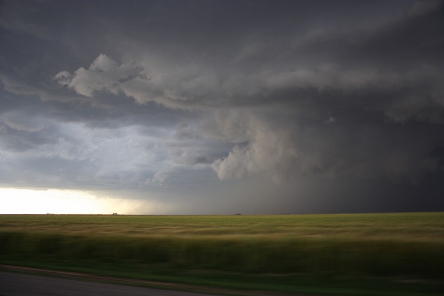 cumulonimbus supercell_thunderstorm : E of Keyes, Oklahoma, USA   31 May 2007