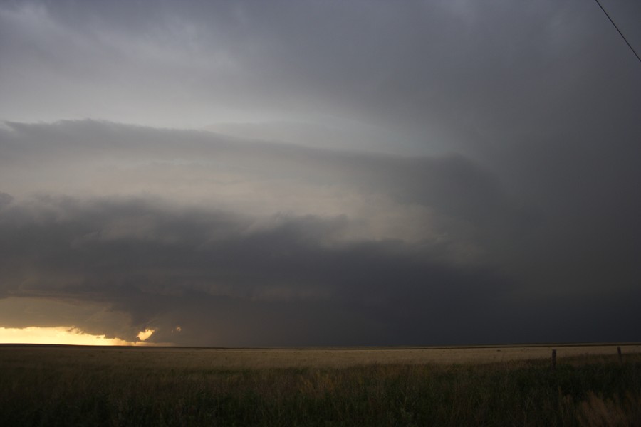 cumulonimbus thunderstorm_base : E of Keyes, Oklahoma, USA   31 May 2007