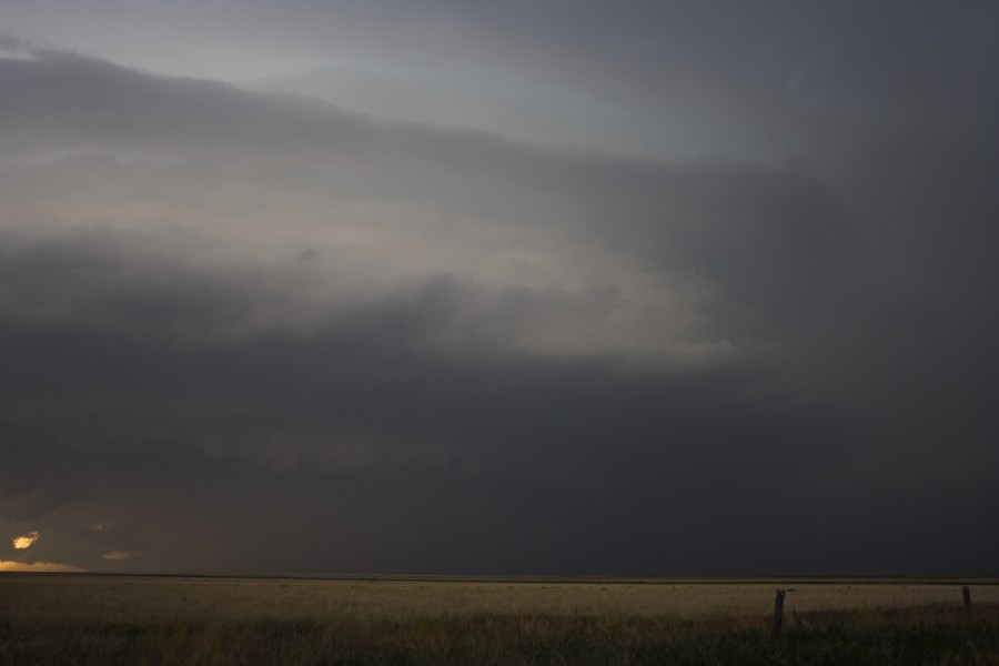 cumulonimbus supercell_thunderstorm : E of Keyes, Oklahoma, USA   31 May 2007