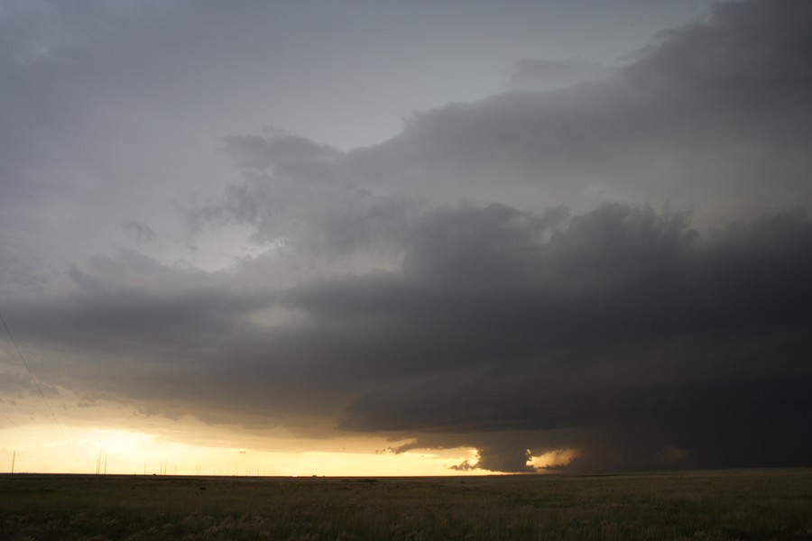 cumulonimbus thunderstorm_base : E of Keyes, Oklahoma, USA   31 May 2007