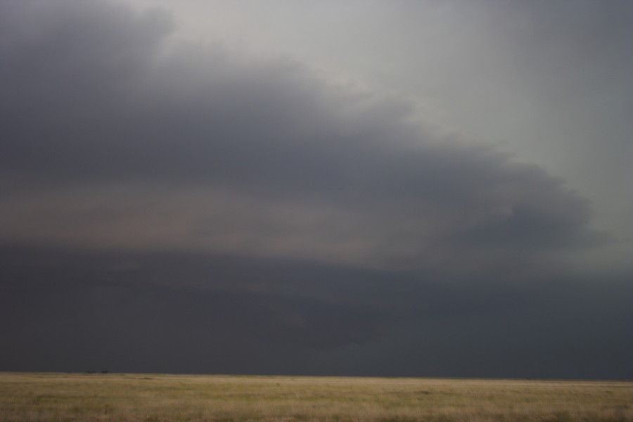 cumulonimbus thunderstorm_base : E of Keyes, Oklahoma, USA   31 May 2007