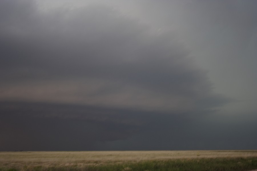 cumulonimbus supercell_thunderstorm : E of Keyes, Oklahoma, USA   31 May 2007