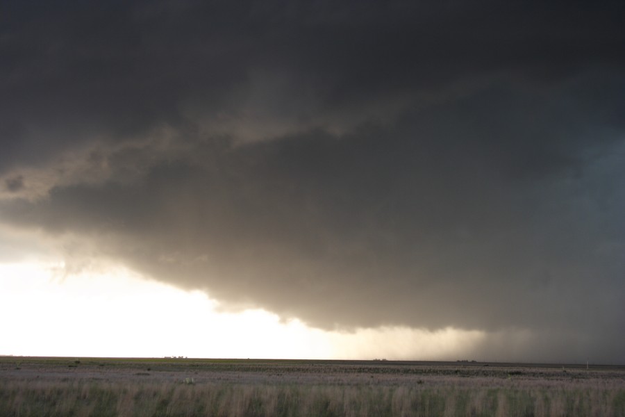 cumulonimbus thunderstorm_base : W of Guyman, Oklahoma, USA   31 May 2007