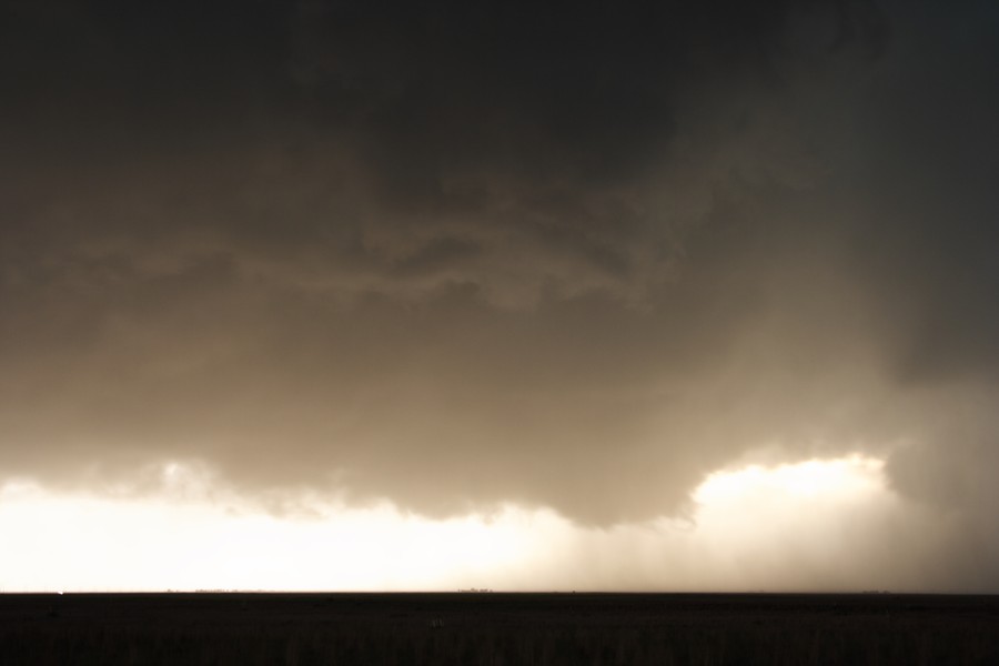 cumulonimbus thunderstorm_base : W of Guyman, Oklahoma, USA   31 May 2007