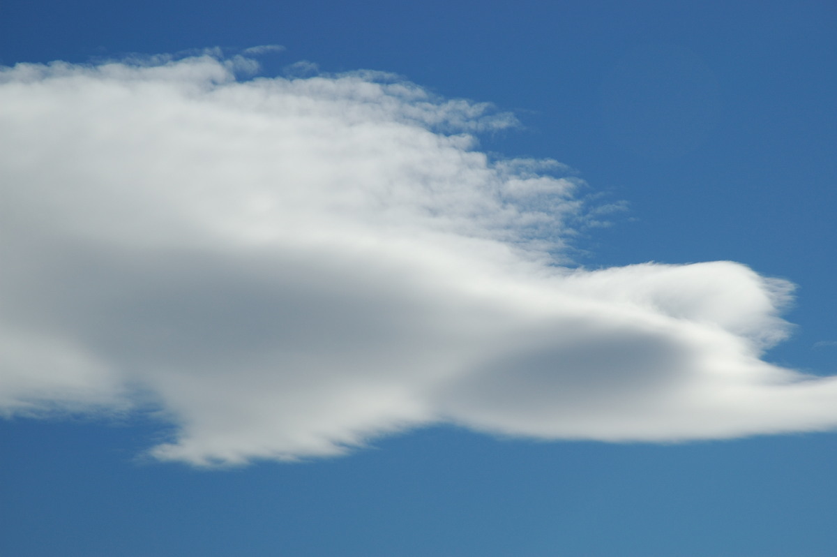 stratocumulus lenticularis : McLeans Ridges, NSW   30 June 2007