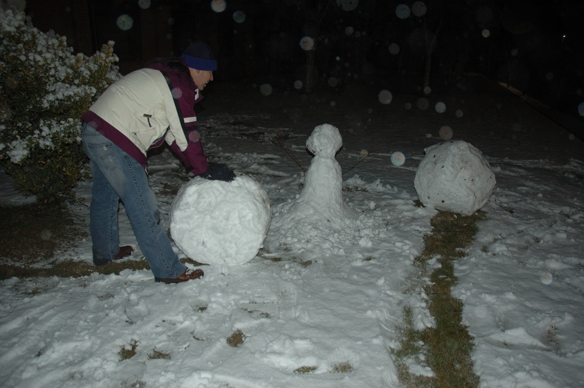 snow snow_pictures : Guyra, NSW   8 July 2007