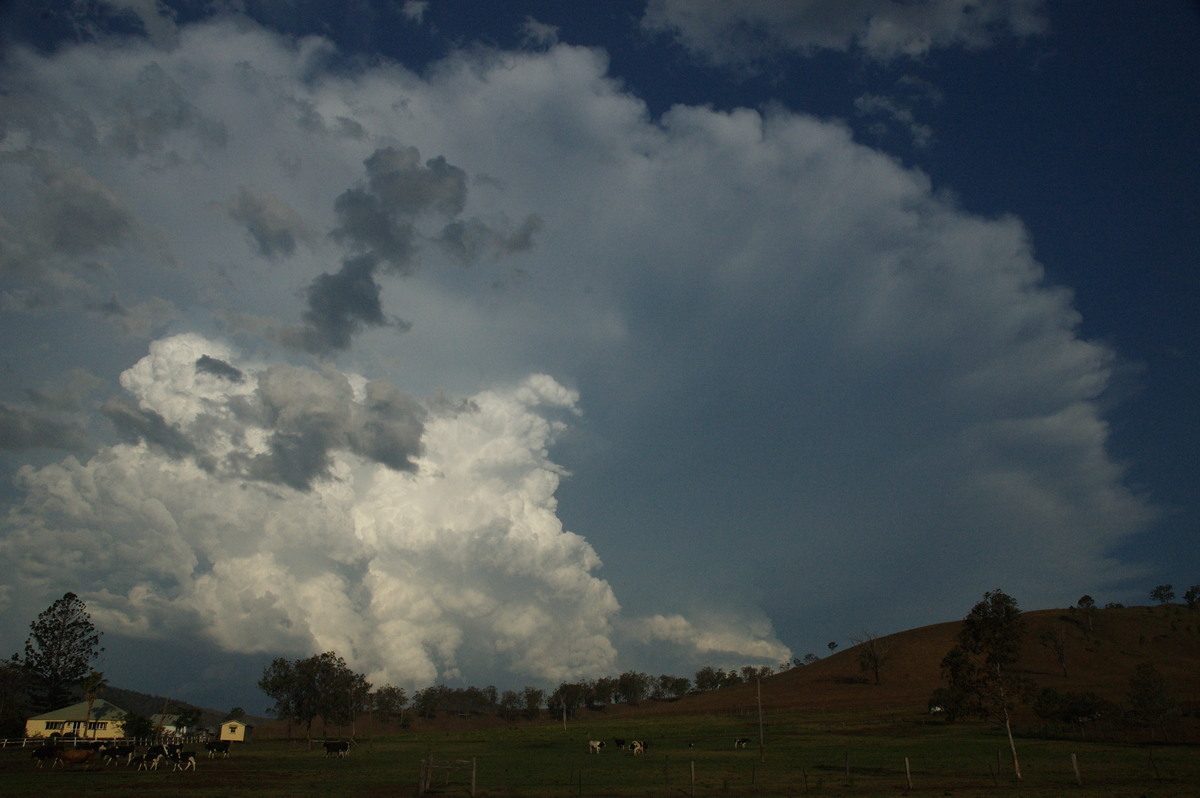 thunderstorm cumulonimbus_incus : near Rathdowney, QLD   6 October 2007