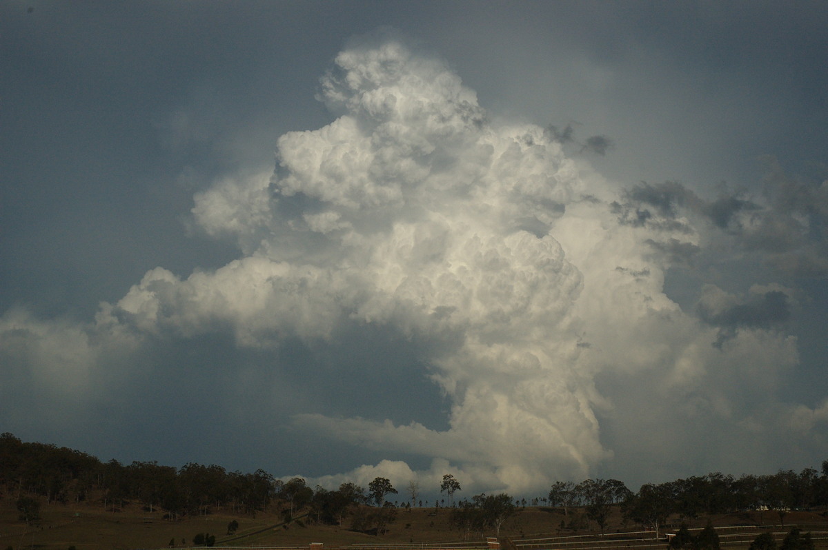 thunderstorm cumulonimbus_incus : near Rathdowney, QLD   6 October 2007