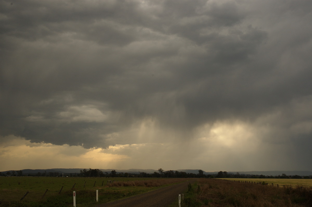 cumulonimbus thunderstorm_base : N of Casino, NSW   7 October 2007