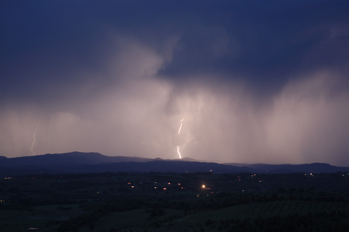 lightning lightning_bolts : McLeans Ridges, NSW   7 October 2007