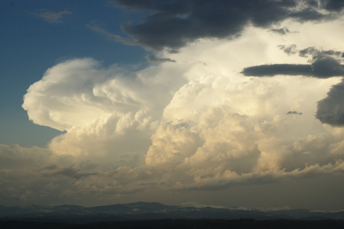 cumulonimbus supercell_thunderstorm : McLeans Ridges, NSW   8 October 2007