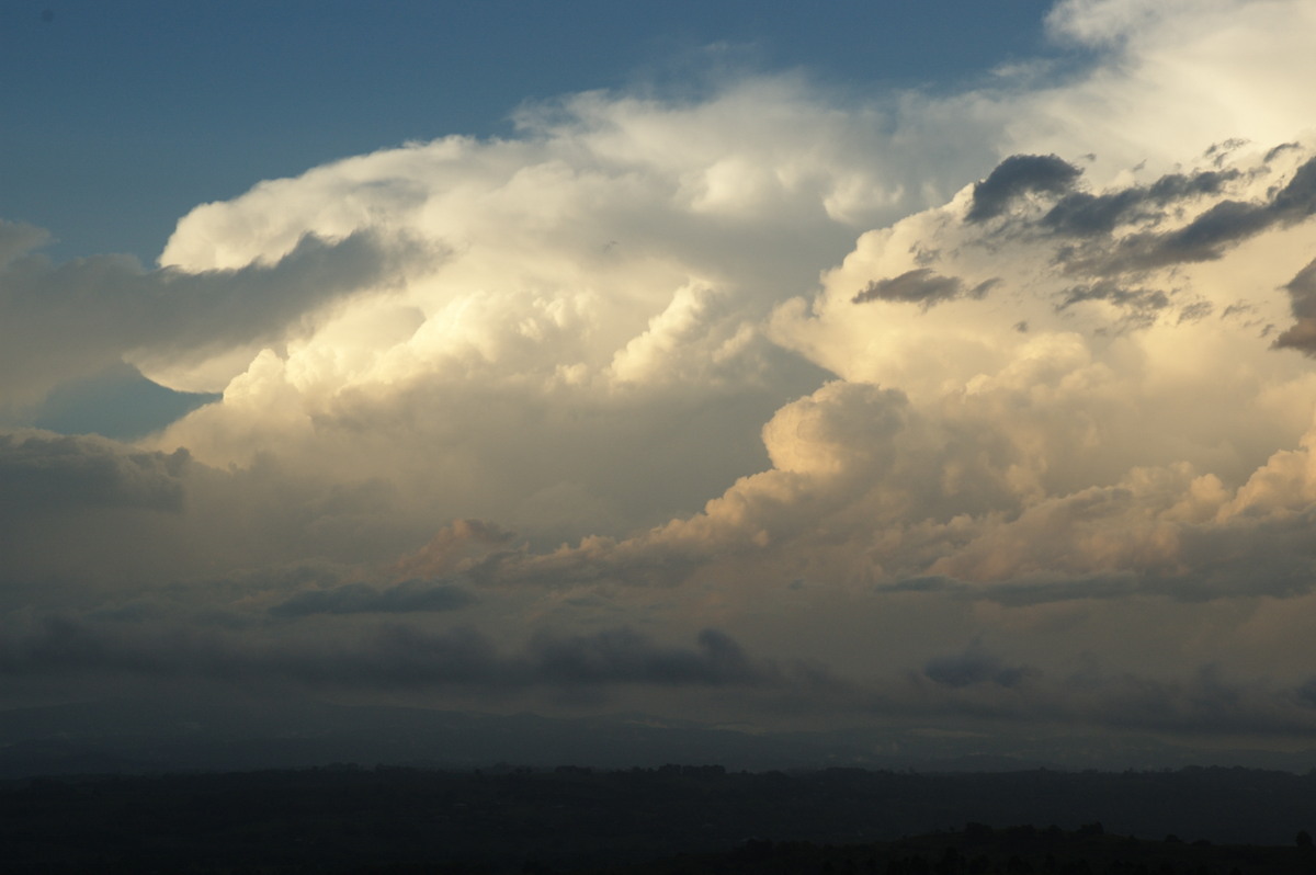 cumulonimbus supercell_thunderstorm : McLeans Ridges, NSW   8 October 2007