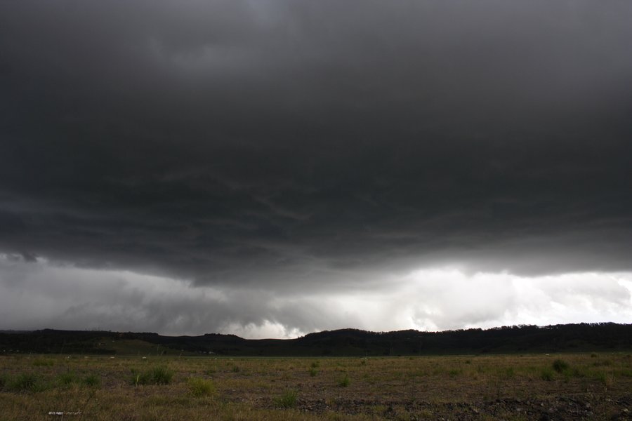 cumulonimbus thunderstorm_base : Lismore, NSW   26 October 2007