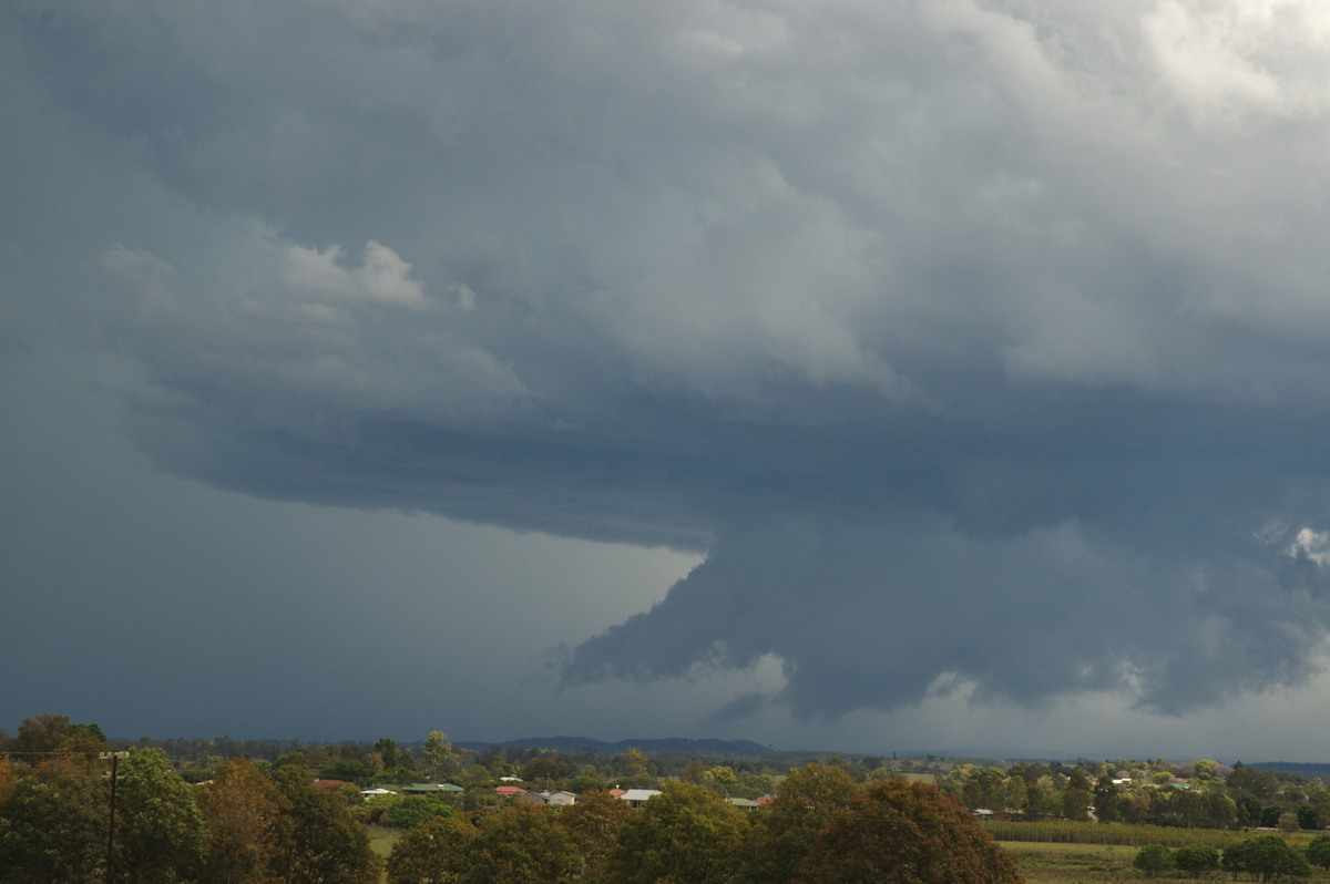 cumulonimbus supercell_thunderstorm : Casino, NSW   26 October 2007