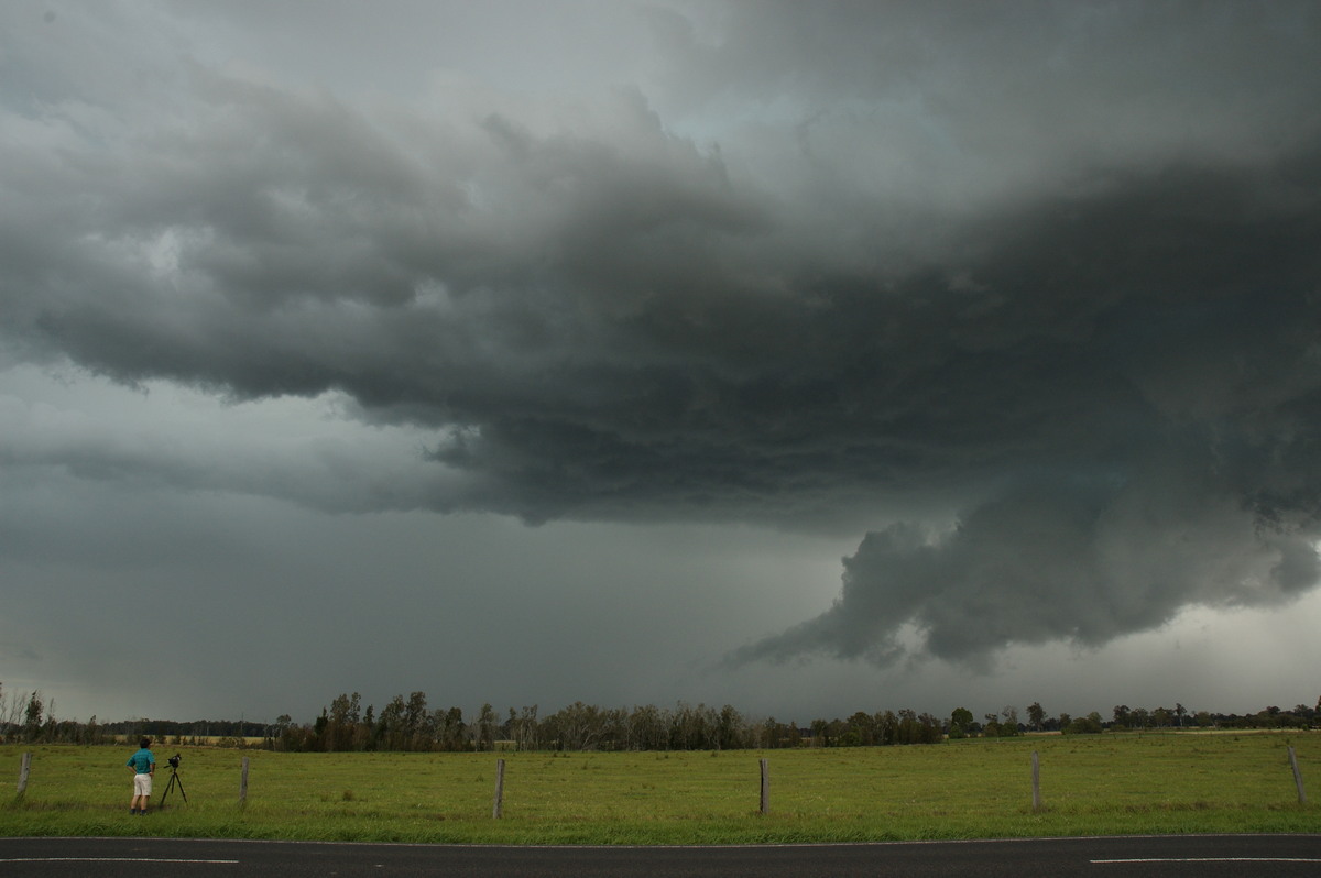 cumulonimbus supercell_thunderstorm : E of Casino, NSW   26 October 2007