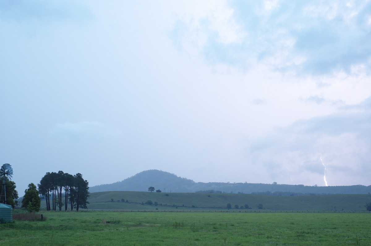 lightning lightning_bolts : near Kyogle, NSW   28 October 2007