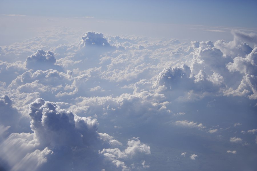 cloudsflying clouds_taken_from_plane : over eastern NSW   29 October 2007