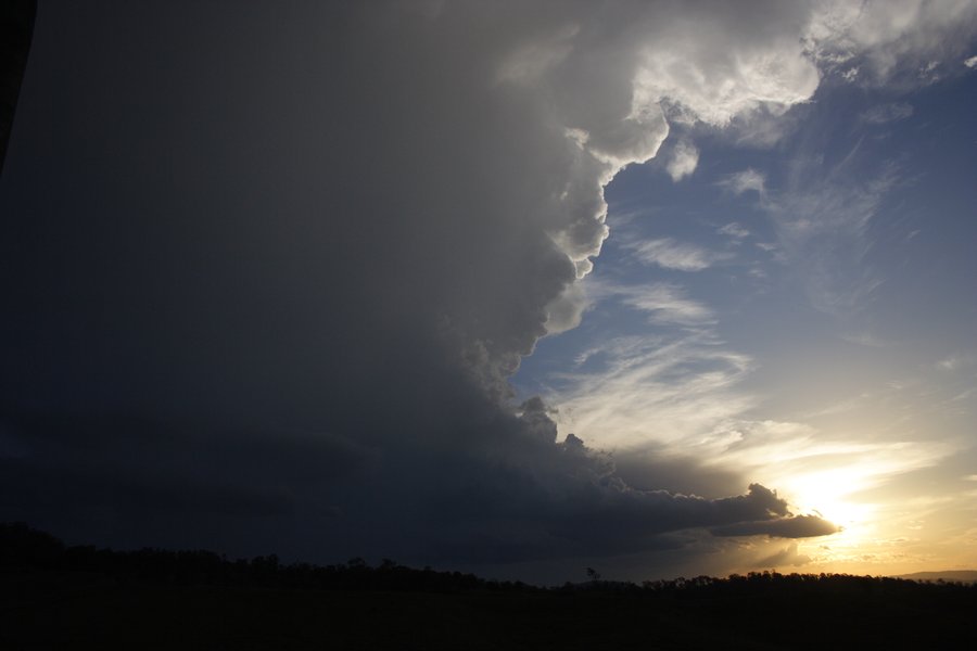 cumulonimbus thunderstorm_base : near Kyogle, NSW   30 October 2007