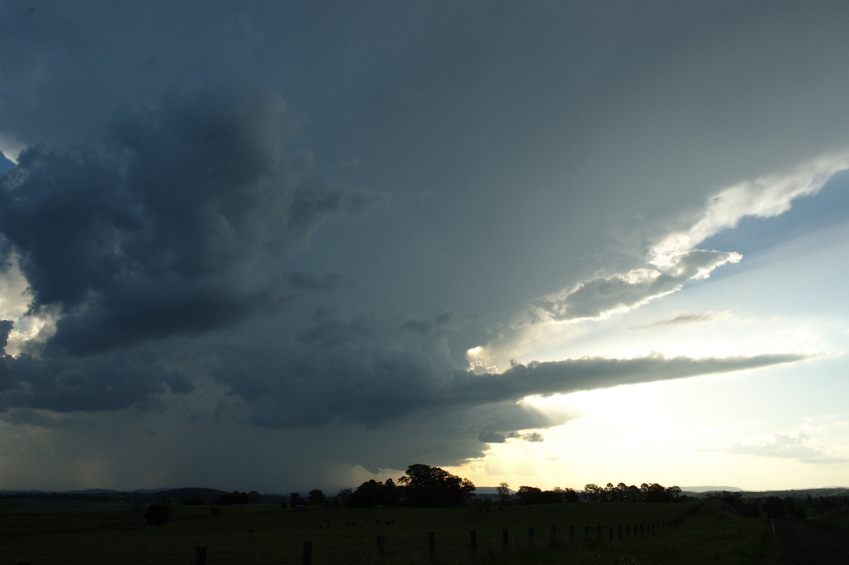 thunderstorm cumulonimbus_incus : near Kyogle, NSW   30 October 2007